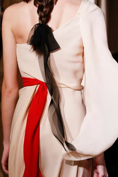 Look 70
